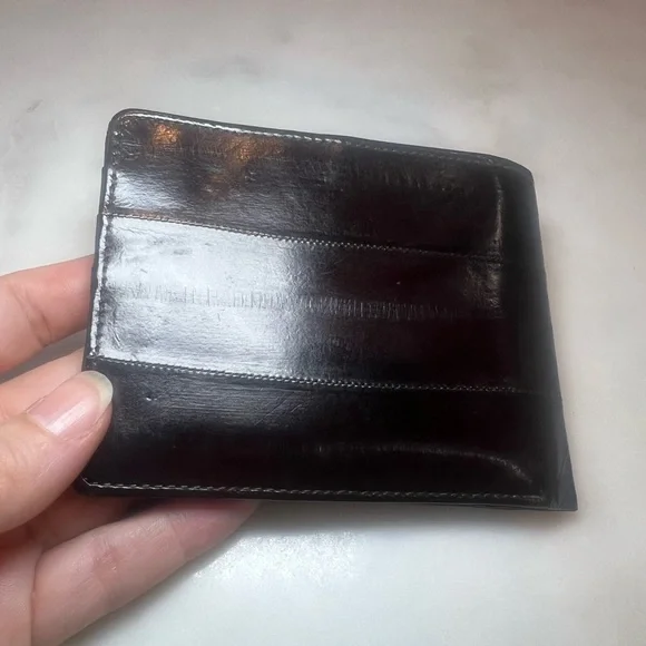 Vintage Genuine Eel Skin Wallet | Rich Chestnut Brown Leather - Picture 3 of 7